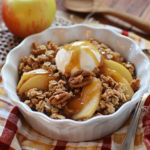 Caramel Apple Crisp Recipe for Ultimate Fall Comfort